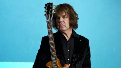 GARY MOORE: Official Biography By HARRY SHAPIRO Due In September